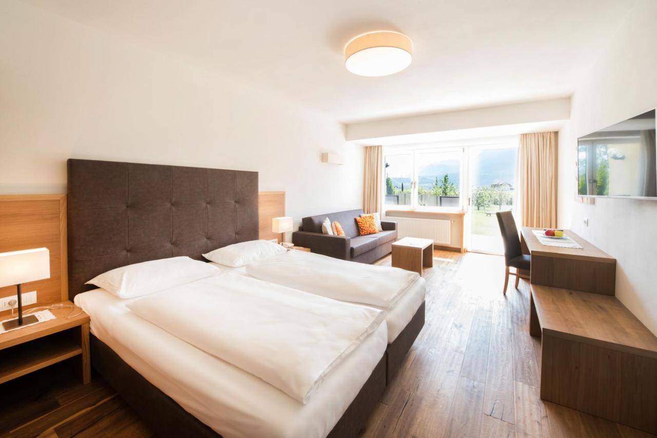Hotel Greifenstein Терлано Екстериор снимка